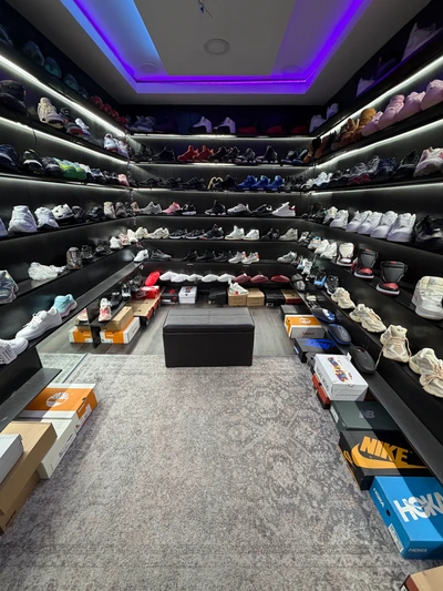 Sneaker 1